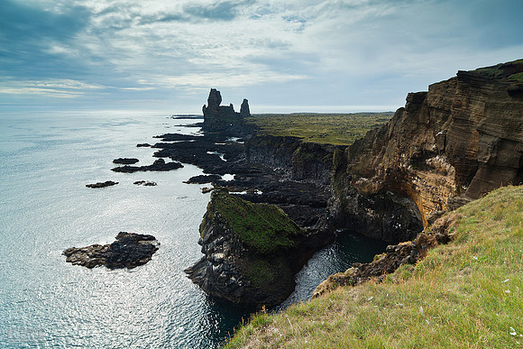 Lóndrangar