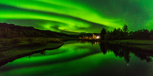 Aurora_Thingvellir-151008_DSC4335