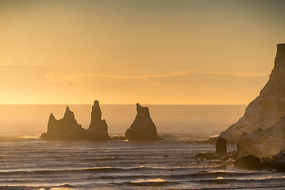 Reynisdrangar_sunset