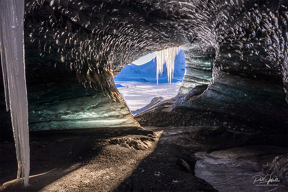 Ice-cave_Myrdalsjokull_20190201_DJI_0216-HDR