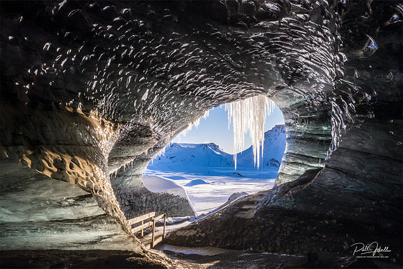 Ice-cave_Myrdalsjokull_20190201_DJI_0219-HDR