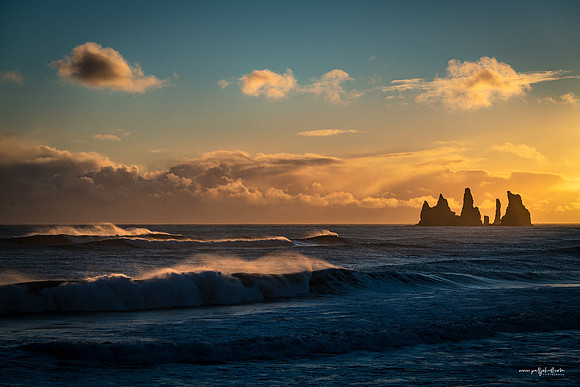 Reynisdrangar_20190215__DSC4114