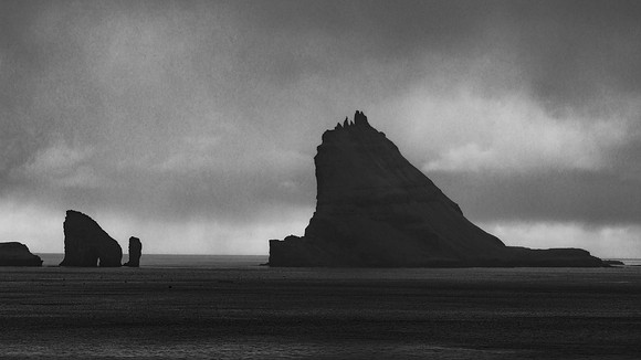 Tindhólmur and Drangar_DSC8595
