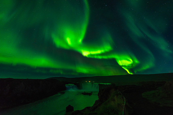 Aurora-Goðafoss-160901_DSC4615