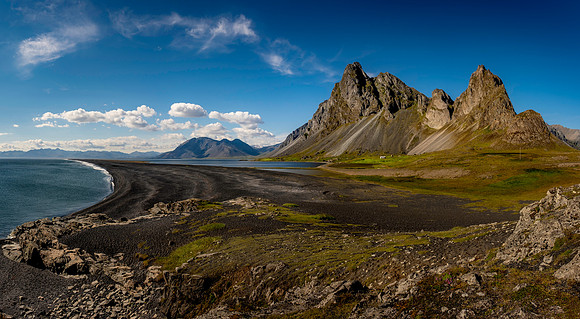 Eystrahorn Panorama NO border