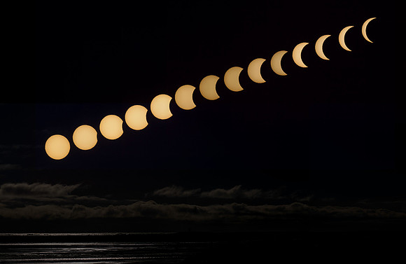 Solar_eclipse_Iceland_composite_start