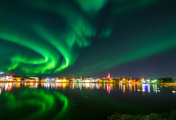 Reykjavik_Aurora_20160926_DSC8212-1